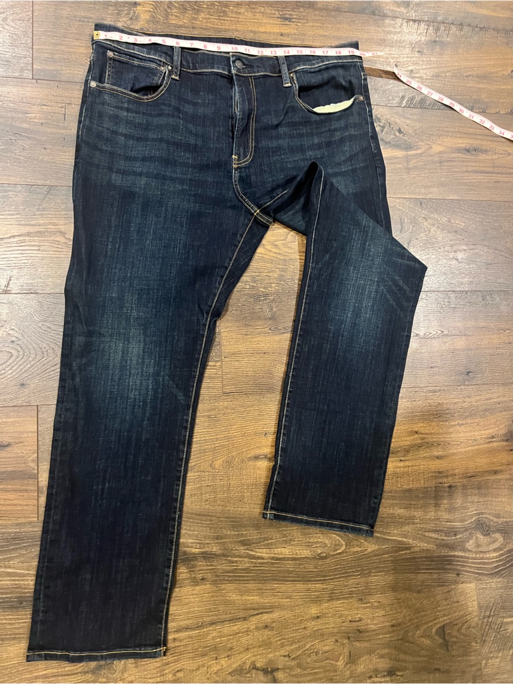 Lucky - 38x32- Dark Wash Straight Leg Jeans - Indigo Blue